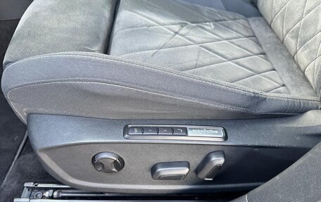 Volkswagen Golf VIII, 2023 год, 2 830 000 рублей, 10 фотография