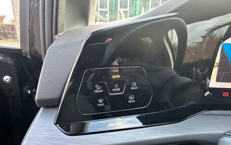 Volkswagen Golf VIII, 2023 год, 2 830 000 рублей, 14 фотография