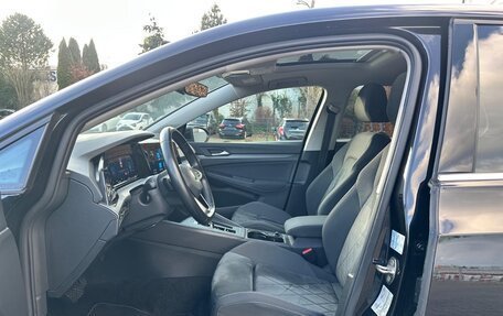 Volkswagen Golf VIII, 2023 год, 2 830 000 рублей, 11 фотография