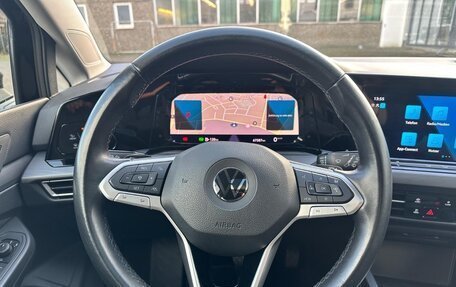 Volkswagen Golf VIII, 2023 год, 2 830 000 рублей, 19 фотография