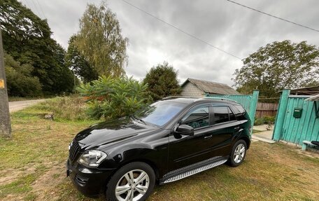 Mercedes-Benz M-Класс, 2011 год, 2 000 000 рублей, 3 фотография