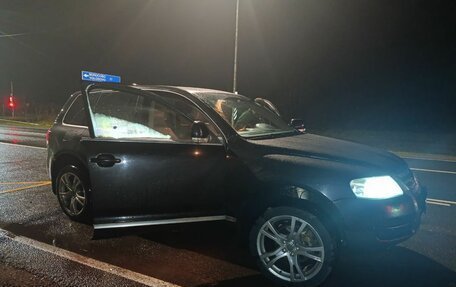 Volkswagen Touareg III, 2004 год, 750 000 рублей, 10 фотография