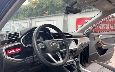 Audi Q3, 2022 год, 2 100 000 рублей, 8 фотография