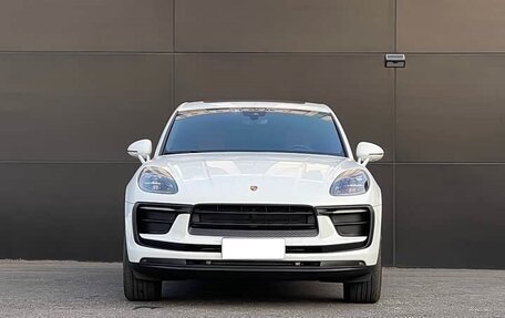 Porsche Macan I рестайлинг, 2024 год, 8 230 000 рублей, 2 фотография