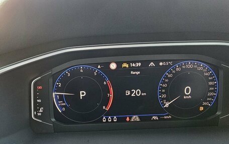 Volkswagen Tiguan, 2025 год, 4 940 000 рублей, 11 фотография