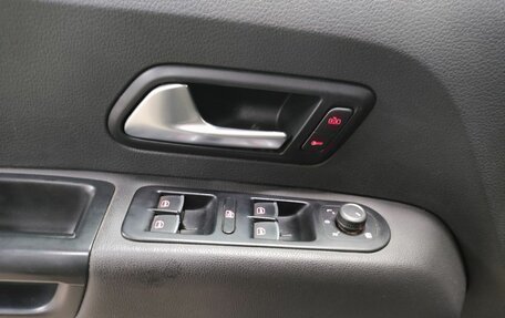 Volkswagen Amarok I рестайлинг, 2017 год, 3 400 000 рублей, 20 фотография