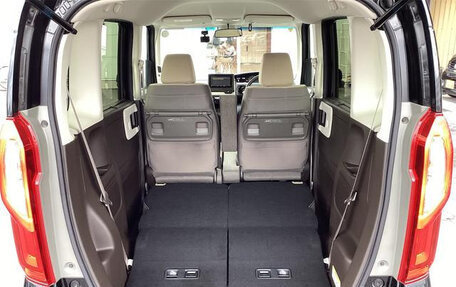 Honda N-BOX II, 2022 год, 830 000 рублей, 11 фотография