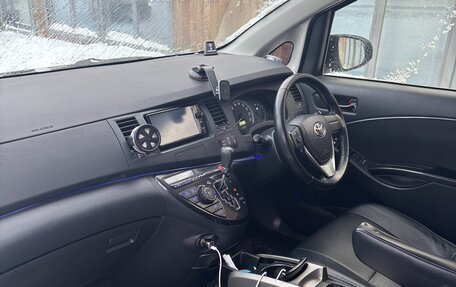 Toyota ISis I, 2013 год, 1 390 000 рублей, 23 фотография