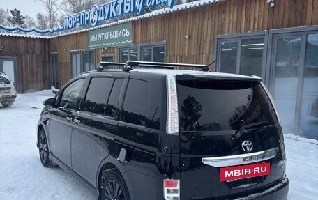 Toyota ISis I, 2013 год, 1 390 000 рублей, 18 фотография