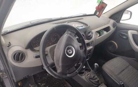 Renault Logan I, 2010 год, 164 000 рублей, 7 фотография