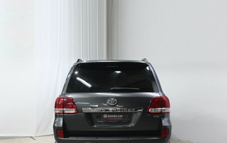 Toyota Land Cruiser 200, 2011 год, 3 550 000 рублей, 6 фотография