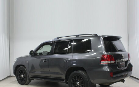 Toyota Land Cruiser 200, 2011 год, 3 550 000 рублей, 7 фотография