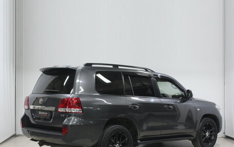 Toyota Land Cruiser 200, 2011 год, 3 550 000 рублей, 5 фотография