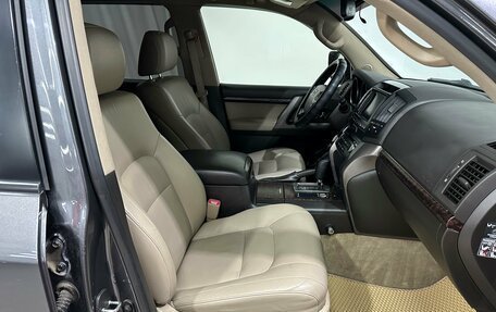 Toyota Land Cruiser 200, 2011 год, 3 550 000 рублей, 25 фотография