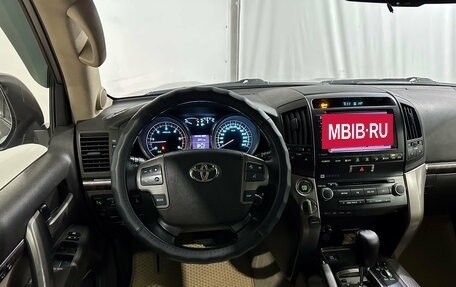 Toyota Land Cruiser 200, 2011 год, 3 550 000 рублей, 20 фотография