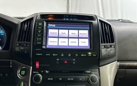 Toyota Land Cruiser 200, 2011 год, 3 550 000 рублей, 16 фотография