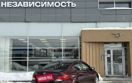 Hyundai Solaris II рестайлинг, 2011 год, 520 000 рублей, 3 фотография