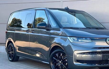 Volkswagen Multivan, 2023 год, 5 530 000 рублей, 5 фотография