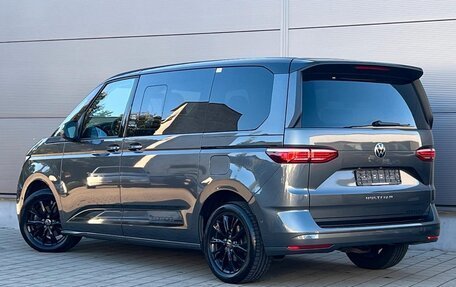 Volkswagen Multivan, 2023 год, 5 530 000 рублей, 11 фотография