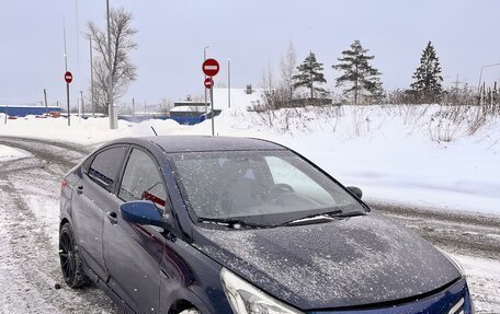 Hyundai Solaris II рестайлинг, 2015 год, 300 000 рублей, 3 фотография