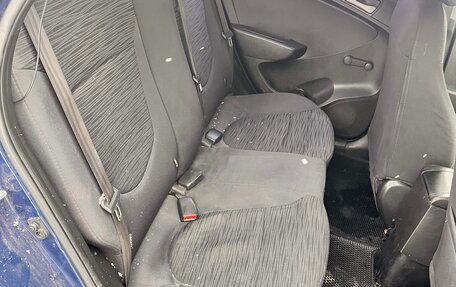 Hyundai Solaris II рестайлинг, 2015 год, 300 000 рублей, 12 фотография