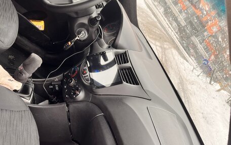 Hyundai Solaris II рестайлинг, 2015 год, 300 000 рублей, 13 фотография