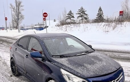 Hyundai Solaris II рестайлинг, 2015 год, 300 000 рублей, 8 фотография