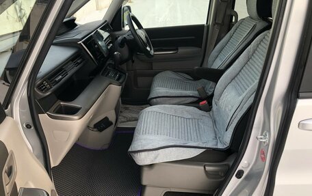 Honda Stepwgn IV, 2017 год, 2 020 000 рублей, 12 фотография