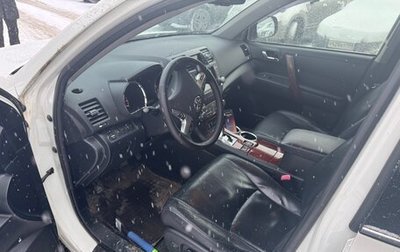 Toyota Highlander III, 2011 год, 1 700 000 рублей, 1 фотография