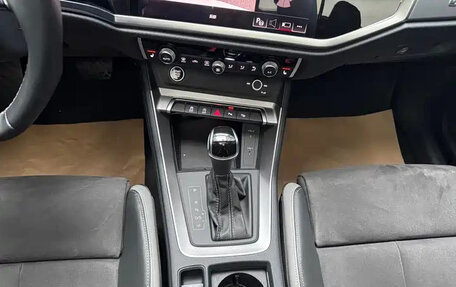 Audi Q3, 2022 год, 2 490 000 рублей, 14 фотография