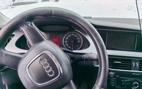 Audi A4, 2011 год, 850 000 рублей, 6 фотография