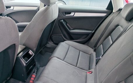 Audi A4, 2011 год, 850 000 рублей, 8 фотография