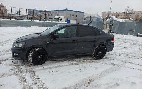 Volkswagen Polo VI (EU Market), 2015 год, 470 000 рублей, 2 фотография