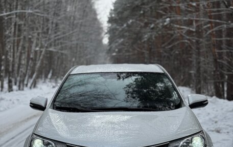 Toyota RAV4, 2015 год, 1 895 000 рублей, 9 фотография