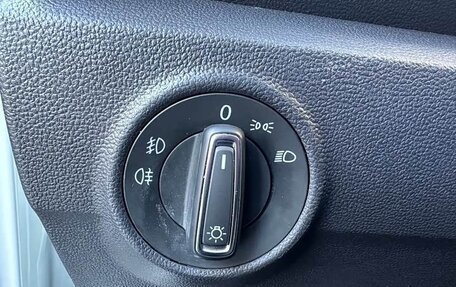 Volkswagen T-Roc I, 2023 год, 1 870 000 рублей, 6 фотография