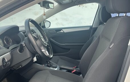 Volkswagen Jetta VI, 2012 год, 950 000 рублей, 6 фотография