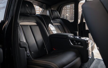 Rolls-Royce Cullinan, 2021 год, 33 000 000 рублей, 2 фотография