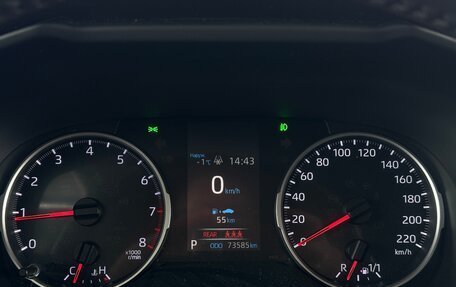 Toyota RAV4, 2019 год, 2 780 000 рублей, 14 фотография