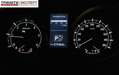 Toyota Land Cruiser Prado 150 рестайлинг 2, 2011 год, 2 697 000 рублей, 18 фотография