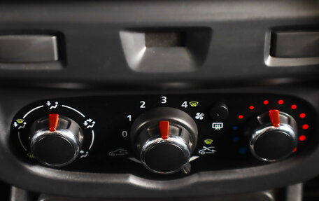 Renault Duster I рестайлинг, 2016 год, 999 000 рублей, 17 фотография