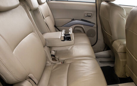 Mitsubishi Outlander III рестайлинг 3, 2008 год, 1 199 000 рублей, 29 фотография