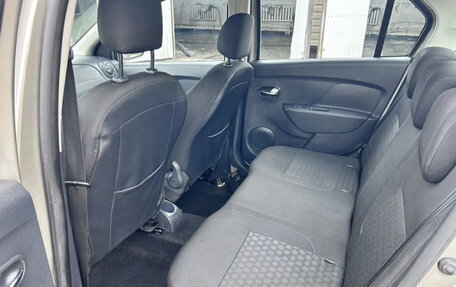 Renault Logan II, 2014 год, 551 000 рублей, 4 фотография