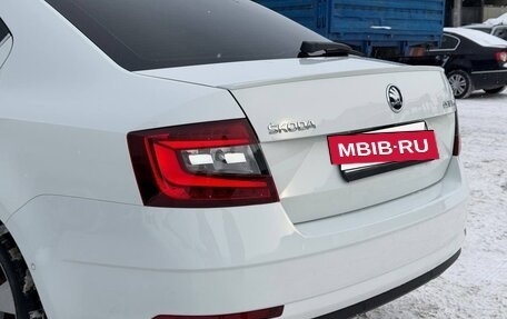 Skoda Octavia, 2017 год, 1 980 000 рублей, 8 фотография