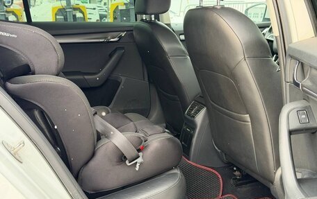 Skoda Octavia, 2017 год, 1 980 000 рублей, 24 фотография