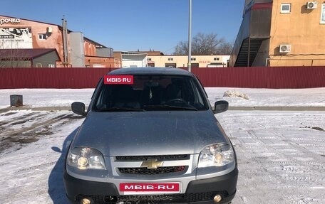 Chevrolet Niva I рестайлинг, 2014 год, 580 000 рублей, 3 фотография