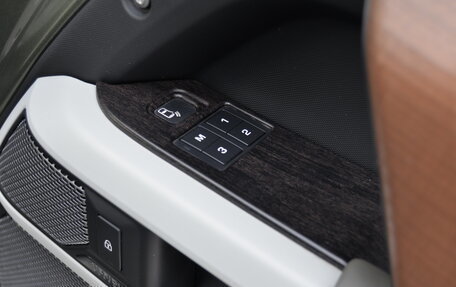 Land Rover Defender II, 2020 год, 6 990 000 рублей, 30 фотография