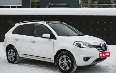 Renault Koleos I рестайлинг 2, 2014 год, 1 038 000 рублей, 3 фотография