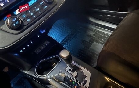 Toyota RAV4, 2018 год, 2 700 000 рублей, 9 фотография