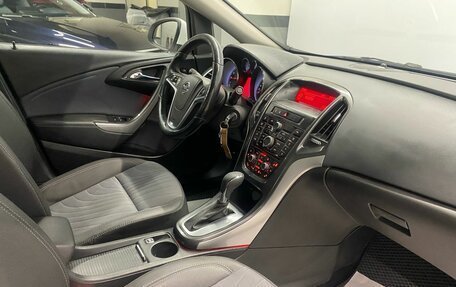 Opel Astra J, 2013 год, 649 000 рублей, 16 фотография