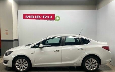 Opel Astra J, 2013 год, 649 000 рублей, 2 фотография